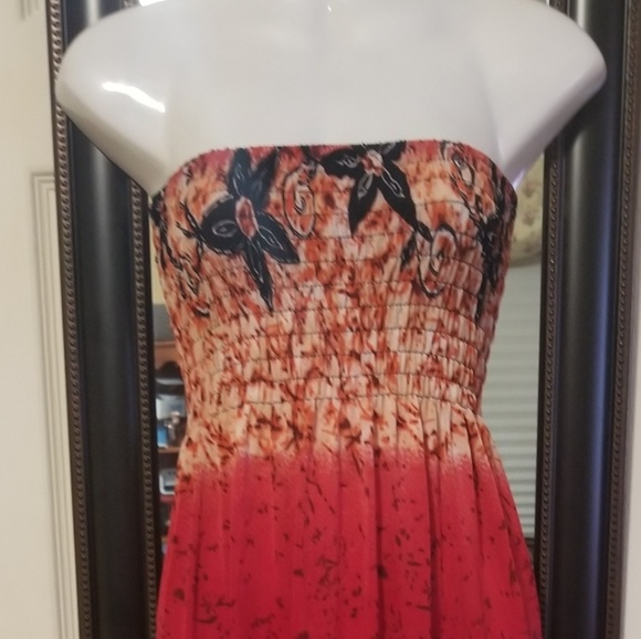 Dress - Picture 3 of 3